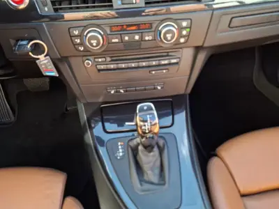 BMW 335 2008 - 34900 EUR, 170000 km - AUTO.MOTO.pt - 170000km - foto 45 de 47