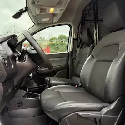 Renault EXPRESS 1.5 DCI 95 COMFORT BLUE VAN 2022 - 11500 EUR, 171000 km - AUTO.MOTO.pt - 171000km - foto 6 de 14