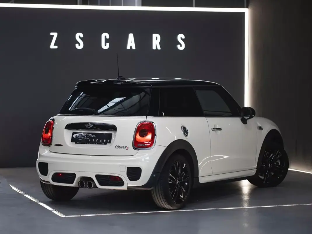 MINI 3 Portas 2017 - 21990 EUR, 84313 km - 84313km - foto 5 de 24
