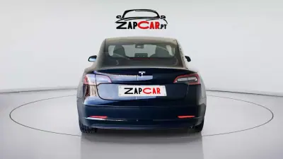 Tesla Model 3 2023 — foto 3 de 16