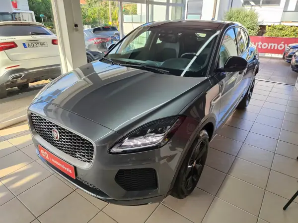 Jaguar E-Pace 2018 - 22500 EUR, 66000 km - AUTO.MOTO.pt - 66000km - foto 6 de 39