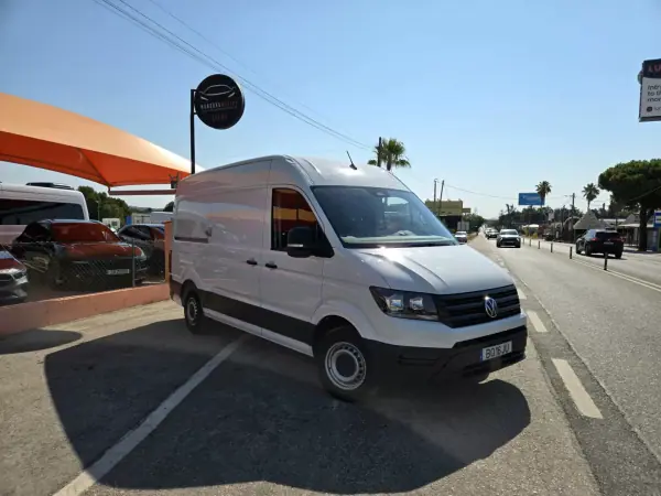 VW Crafter 2.0 TDI L3H3 IVA Dedutível 2025 - 29950 EUR, 61212 km - AUTO.MOTO.pt - 61212km - foto 3 de 10