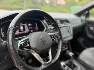 Volkswagen Tiguan 2020 - 26999 EUR, 207000 km - AUTO.MOTO.pt - 207000km - foto 16 de 16