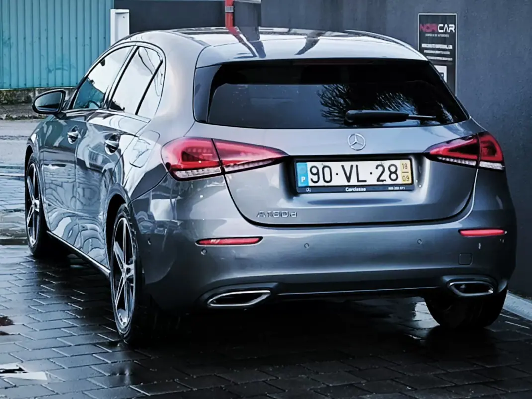 Mercedes-Benz A 180 2018 - 20950 EUR, 0 km - AUTO.MOTO.pt - foto 2 de 31