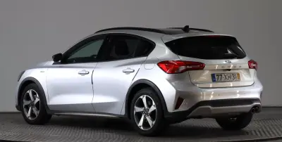 Ford Focus 2019 - 13999 EUR, 88212 km - AUTO.MOTO.pt - 88212km - foto 2 de 14