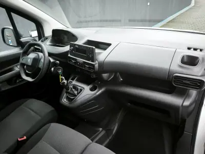Peugeot Partner 1.5 BlueHDI Longa c/Barras Tejadilho 2020 - 13950 EUR, 114372 km - AUTO.MOTO.pt - 114372km - foto 19 de 44