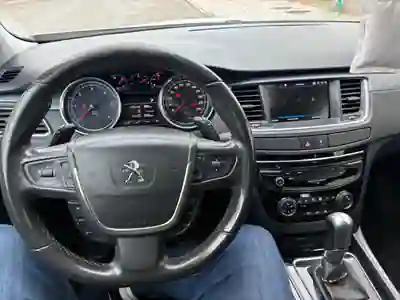 Peugeot 508 SW 2017 - 7500 EUR, 265000 km - AUTO.MOTO.pt - 265000km - foto 4 de 12