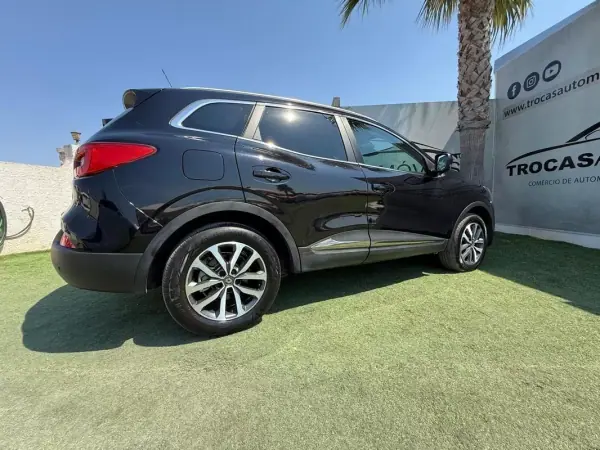 Renault Kadjar 2017 - 14900 EUR, 124200 km - AUTO.MOTO.pt - 124200km - foto 37 de 52