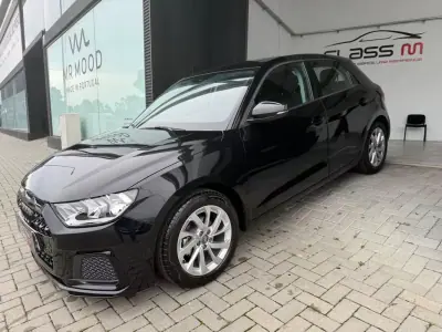 Audi A1 Sportback 2025 - 26750 EUR, 956 km - AUTO.MOTO.pt - 956km - foto 3 de 37