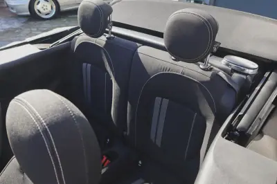 MINI One 2018 - 18980 EUR, 61420 km - AUTO.MOTO.pt - 61420km - foto 24 de 30