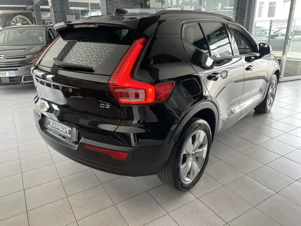 Volvo XC 40 2020 - 23800 EUR, 119887 km - 119887km - foto 4 de 25