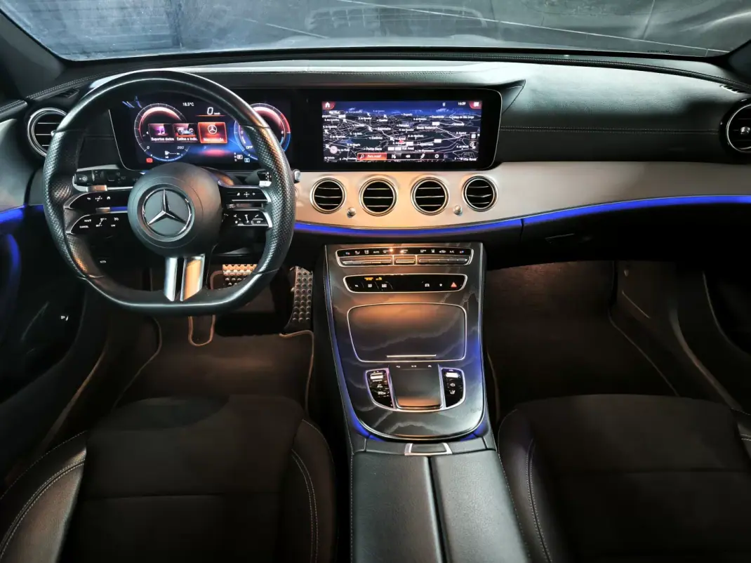 Mercedes-Benz E 300 2022 - 35950 EUR, 122245 km - AUTO.MOTO.pt - 122245km - foto 6 de 43