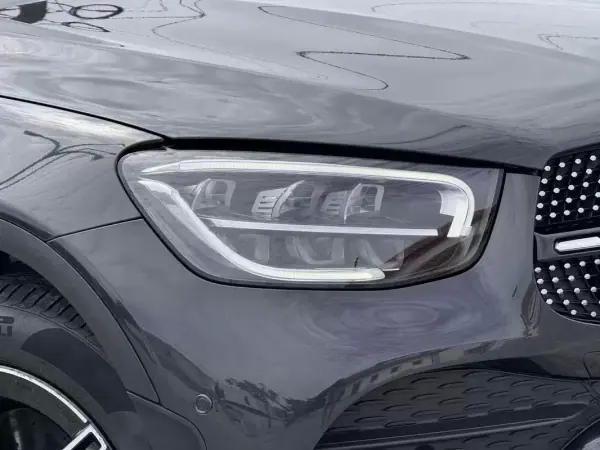 Mercedes-Benz GLC 300 2021 - 49499 EUR, 89500 km - AUTO.MOTO.pt - 89500km - foto 12 de 26