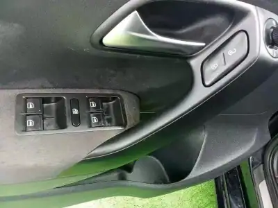 Volkswagen Polo 2010 - 6900 EUR, 167587 km - AUTO.MOTO.pt - 167587km - foto 10 de 13