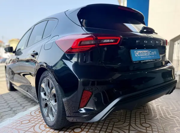 Ford Focus 2023 - 17950 EUR, 54000 km - AUTO.MOTO.pt - 54000km - foto 7 de 25