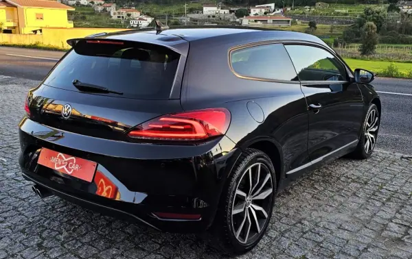 Volkswagen Scirocco 2015 - 18999 EUR, 160000 km - AUTO.MOTO.pt - 160000km - foto 2 de 18