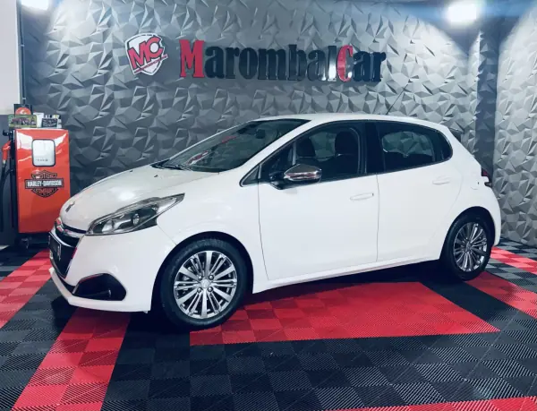 Peugeot 208 2015