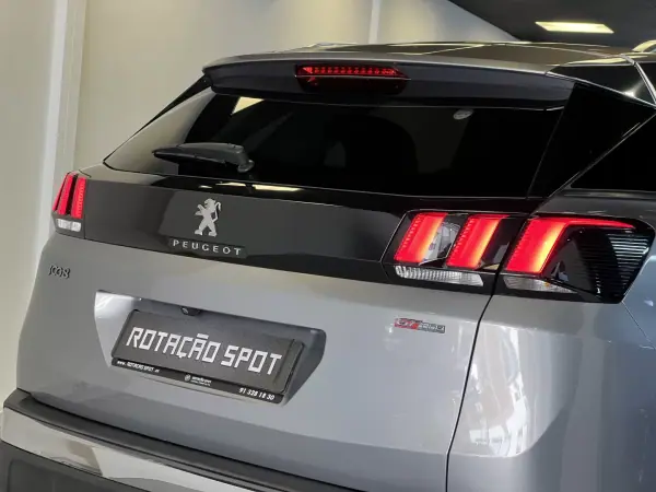 Peugeot 3008 2018 - 18490 EUR, 170000 km - AUTO.MOTO.pt - 170000km - foto 27 de 44