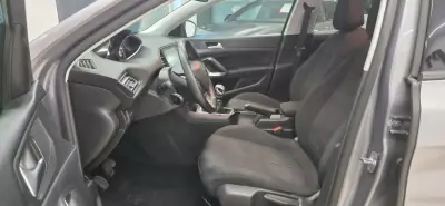 Peugeot 308 SW 2016 - 9490 EUR, 123000 km - AUTO.MOTO.pt - 123000km - foto 9 de 27