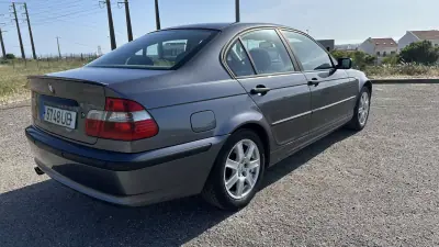 BMW 318 2002 - 4500 EUR, 254000 km - AUTO.MOTO.pt - 254000km - foto 6 de 18