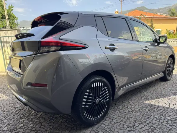 Nissan Leaf 2022 - 26950 EUR, 33000 km - AUTO.MOTO.pt - 33000km - foto 33 de 33
