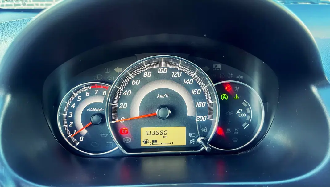 Mitsubishi Space Star 2018 - 11500 EUR, 103000 km - AUTO.MOTO.pt - 103000km - foto 10 de 13