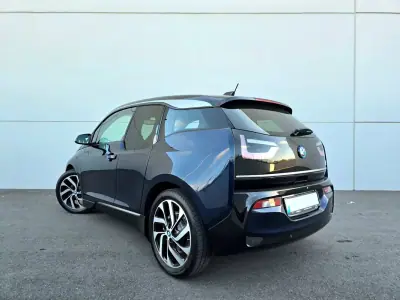 BMW i3 2019 - 12500 EUR, 216000 km - AUTO.MOTO.pt - 216000km - foto 11 de 35