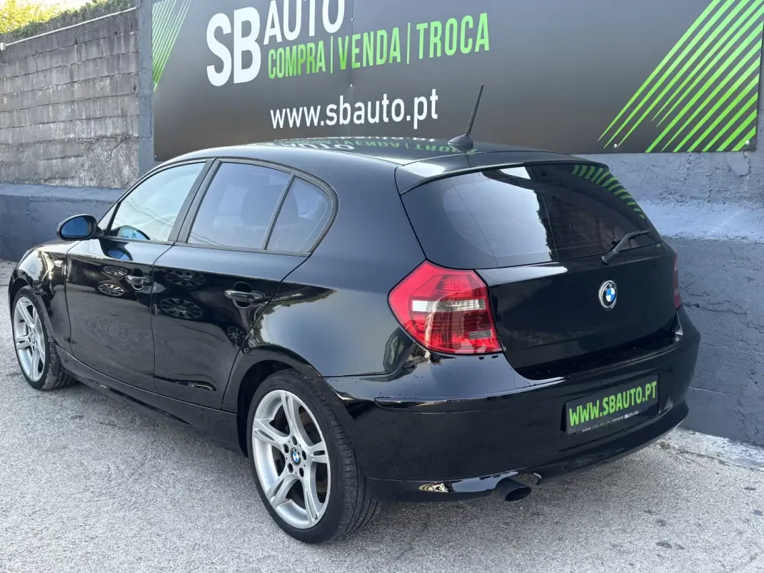 BMW 118 2008 - 7500 EUR, 350000 km - 350000km - foto 4 de 20