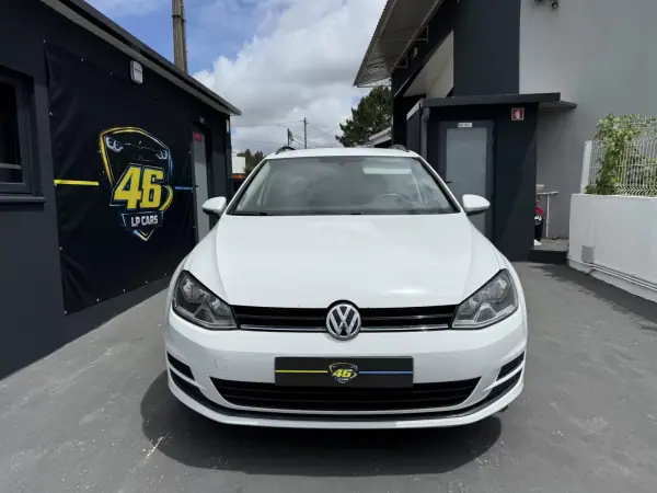 Volkswagen Golf 2015 - 7999 EUR, 290000 km - AUTO.MOTO.pt - 290000km - foto 2 de 17