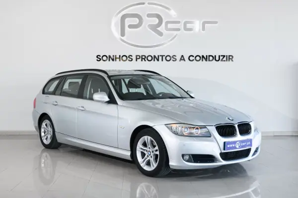 BMW 318 2011