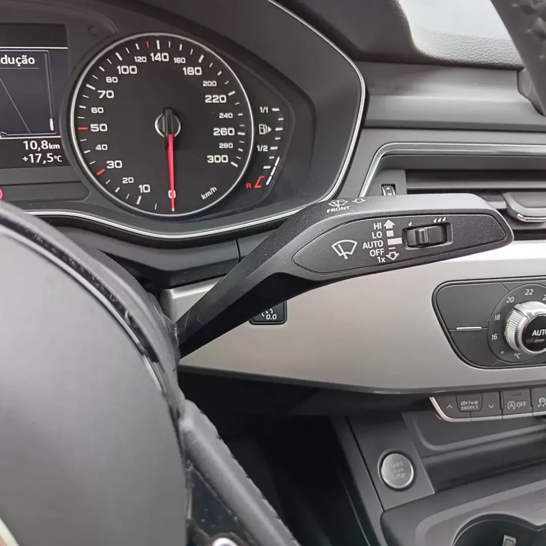 Audi A5 Sportback 2018 - 25900 EUR, 113660 km - AUTO.MOTO.pt - 113660km - foto 27 de 41