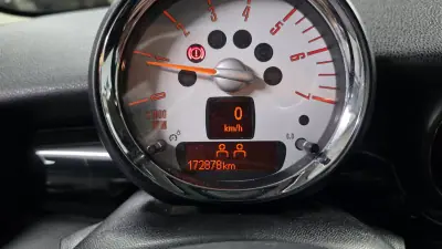 MINI 3 Portas 2012 - 11990 EUR, 172000 km - AUTO.MOTO.pt - 172000km - foto 12 de 42