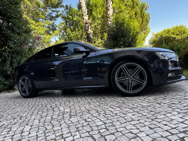 Audi A5 2013 - 21500 EUR, 246000 km - AUTO.MOTO.pt - 246000km - foto 5 de 15