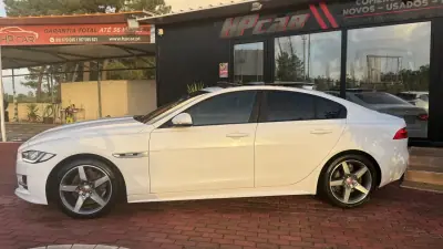 Jaguar XE 2017 - 16990 EUR, 190000 km - AUTO.MOTO.pt - 190000km - foto 16 de 28