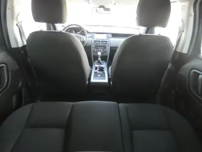 Land Rover Discovery Sport 2016 - 18750 EUR, 220000 km - AUTO.MOTO.pt - 220000km - foto 8 de 30