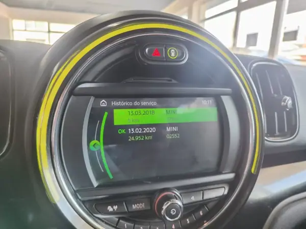 MINI Countryman 2018 - 19990 EUR, 84000 km - AUTO.MOTO.pt - 84000km - foto 31 de 37