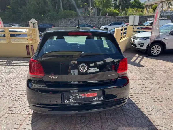 Volkswagen Polo 2012 - 8900 EUR, 188133 km - AUTO.MOTO.pt - 188133km - foto 8 de 28