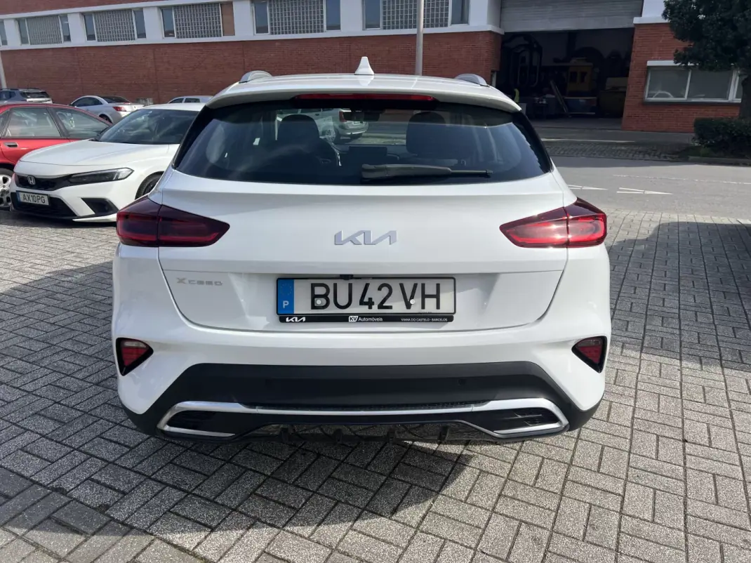 Kia XCeed 2025 - 22500 EUR, 3500 km - AUTO.MOTO.pt - 3500km - foto 5 de 21