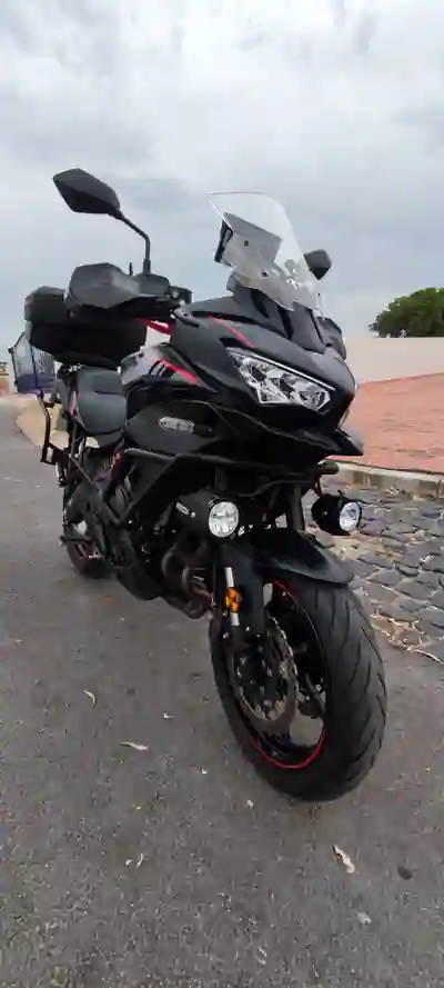 Kawasaki Versys 2024 - 7800 EUR, 8500 km - foto 4 de 6