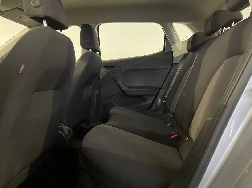 SEAT Ibiza 2019 - 10950 EUR, 170000 km - AUTO.MOTO.pt - 170000km - foto 12 de 28