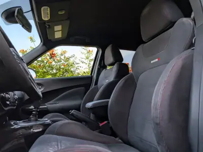 Nissan Juke 2014 - 16500 EUR, 115000 km - AUTO.MOTO.pt - 115000km - foto 8 de 17