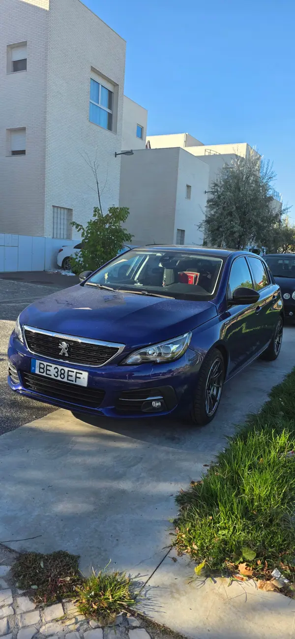 Peugeot 308 2019 — foto 3 de 8