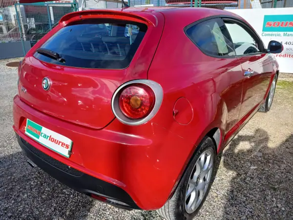 Alfa Romeo MiTo 2011 - 6950 EUR, 77076 km - AUTO.MOTO.pt - 77076km - foto 9 de 26