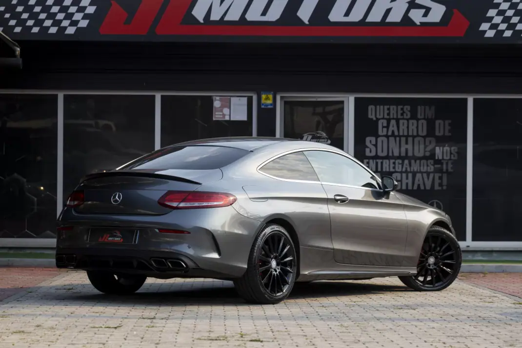 Mercedes-Benz C 220 2015 - 27900 EUR, 187660 km - 187660km - foto 34 de 41