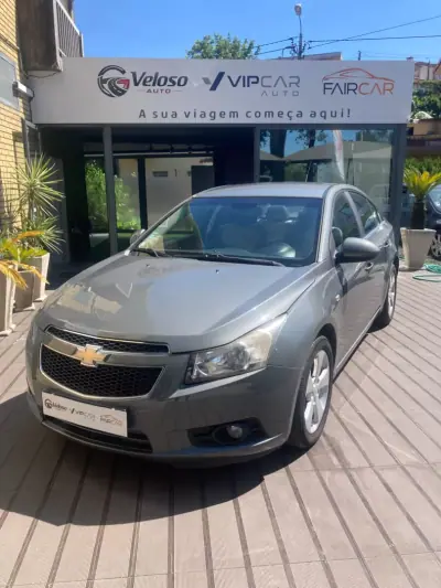 Chevrolet Cruze 2011 - 7300 EUR, 144700 km - AUTO.MOTO.pt - 144700km - foto 1 de 19