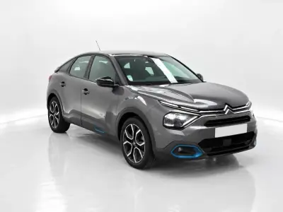Citroën e-C4 2022 — foto 3 de 8