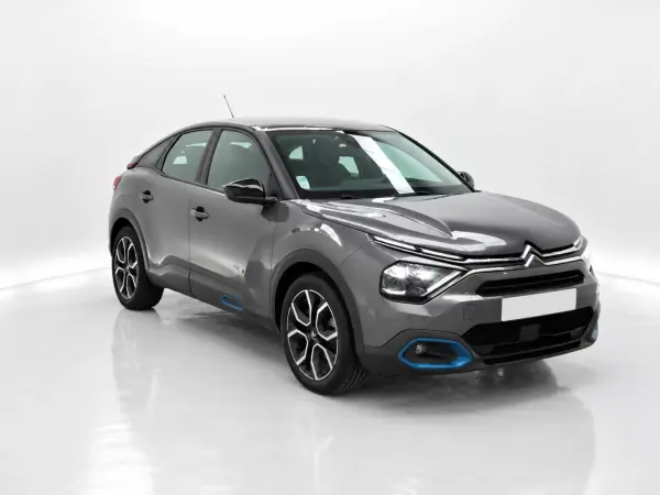 Citroën e-C4 2022 — foto 3 de 8