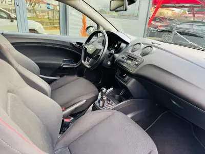 SEAT Ibiza 2013 - 12000 EUR, 120000 km - AUTO.MOTO.pt - 120000km - foto 3 de 17