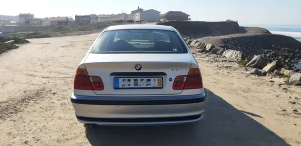 BMW 320 1999 - 3650 EUR, 337471 km - AUTO.MOTO.pt - 337471km - foto 3 de 11
