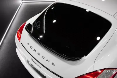 Porsche Panamera 2012 — foto 6 de 16